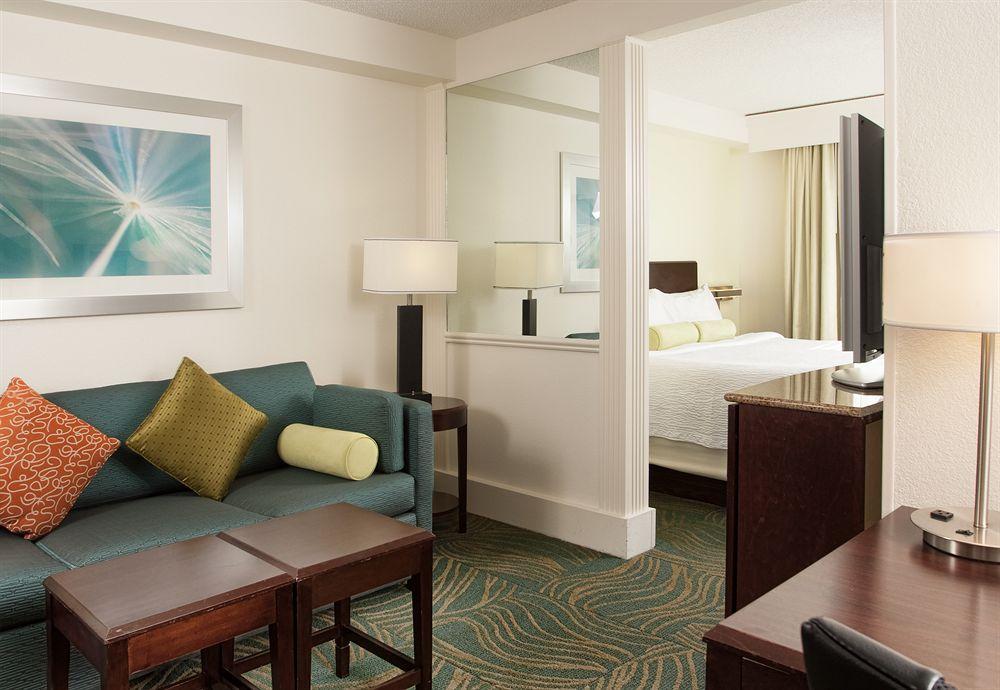 Springhill Suites Fort Lauderdale Airport Дания-Бич Экстерьер фото