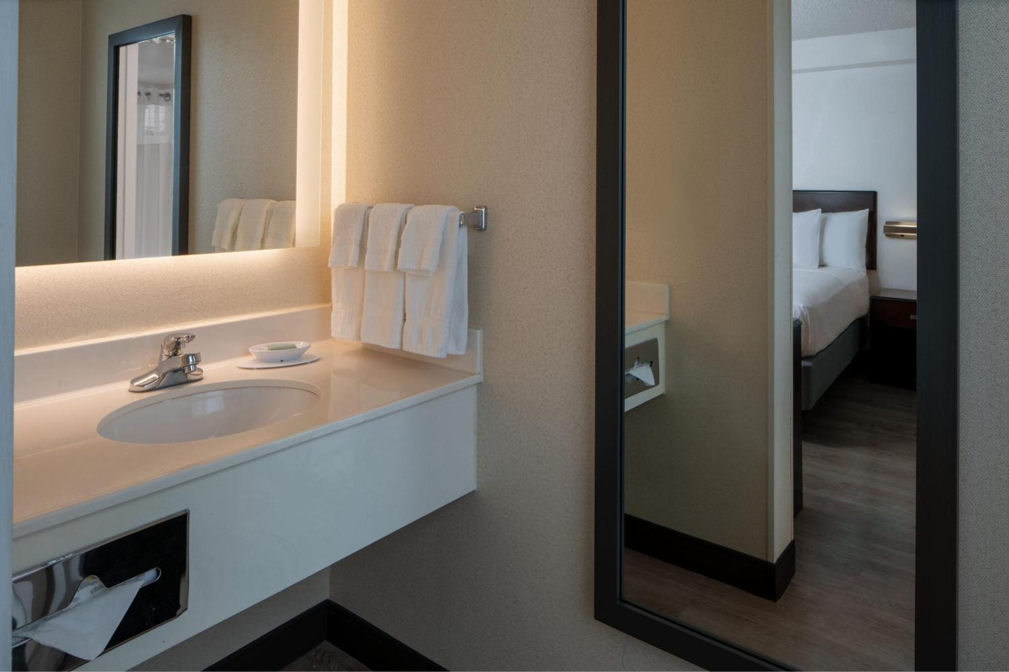 Springhill Suites Fort Lauderdale Airport Дания-Бич Экстерьер фото