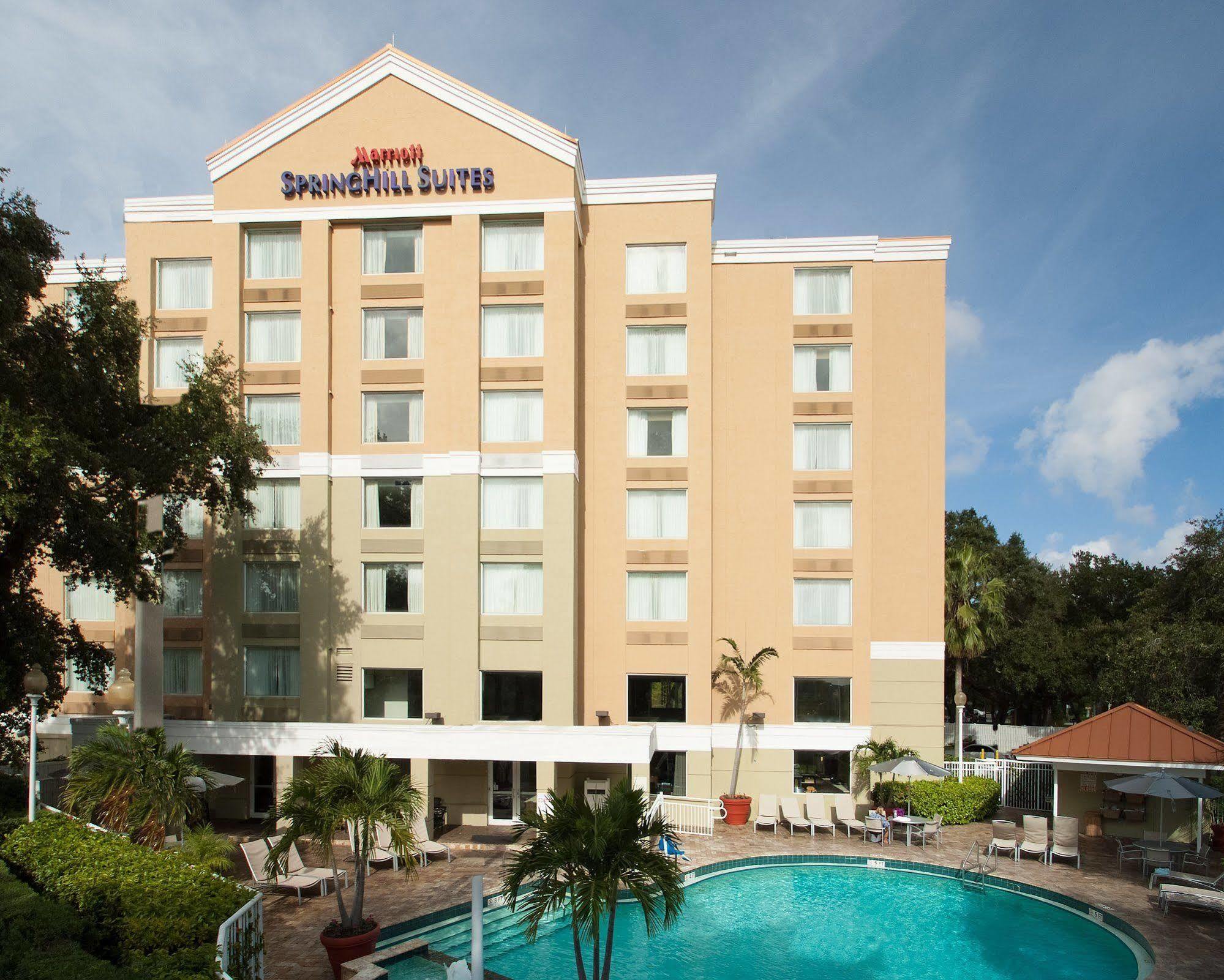 Springhill Suites Fort Lauderdale Airport Дания-Бич Экстерьер фото